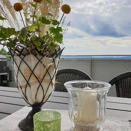 Chalet Nikolaier Weinblick - Sauvignon Blanc Sankt Nikolai ob Draßling